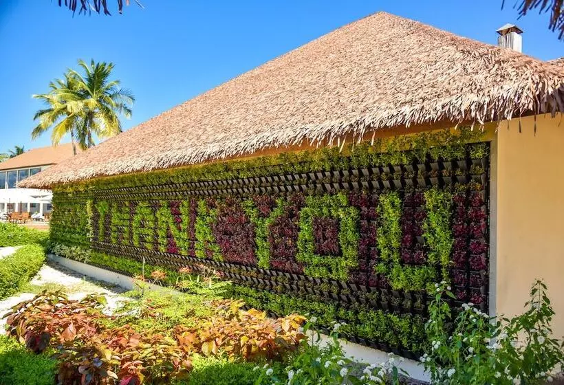 Hotelli Reethi Faru, Bio Luxury Resort