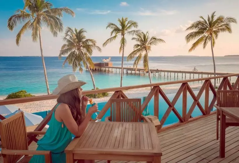 Hotelli Reethi Faru, Bio Luxury Resort