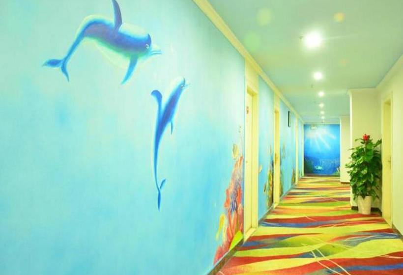 Отель Shenzhen Clownfish