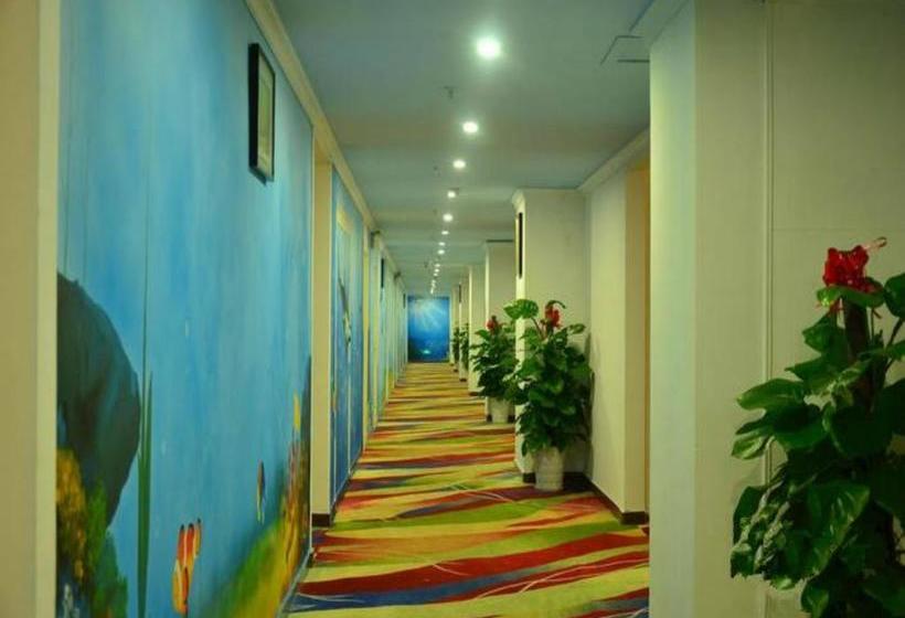 Отель Shenzhen Clownfish