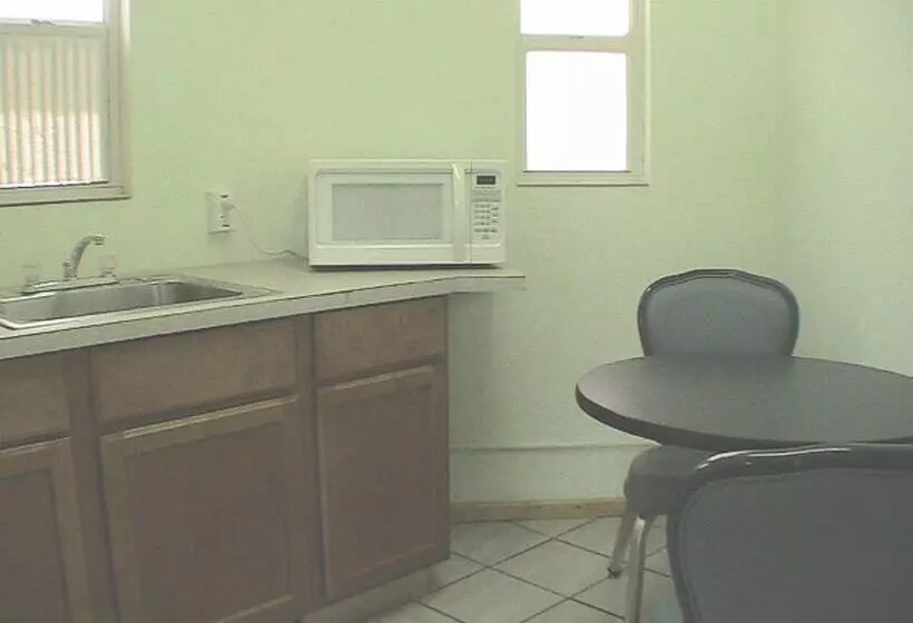 Motelli At Home Express Tangerine Inn