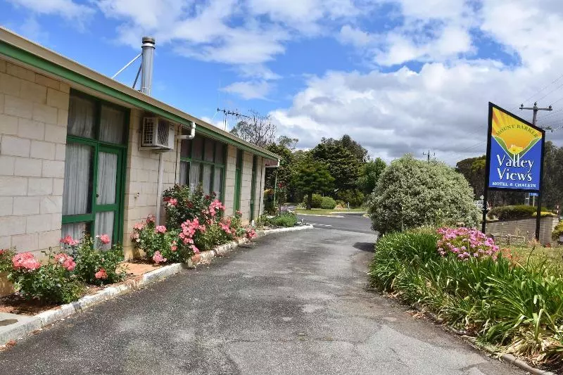 Mount Barker Valley Views Motel & Chalets, Western Australia