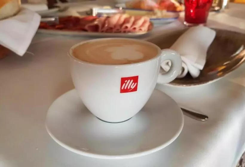 ベッドアンドブレックファースト Boutique Rooms Luna