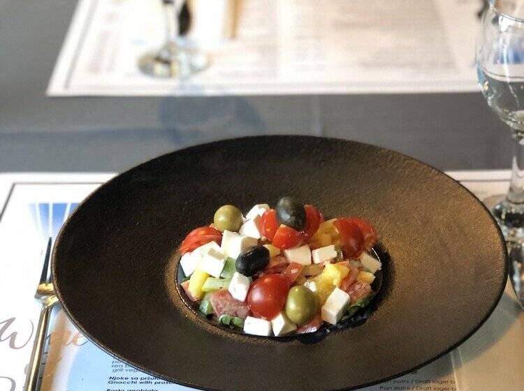 בית מלון כפרי 16 Lakes