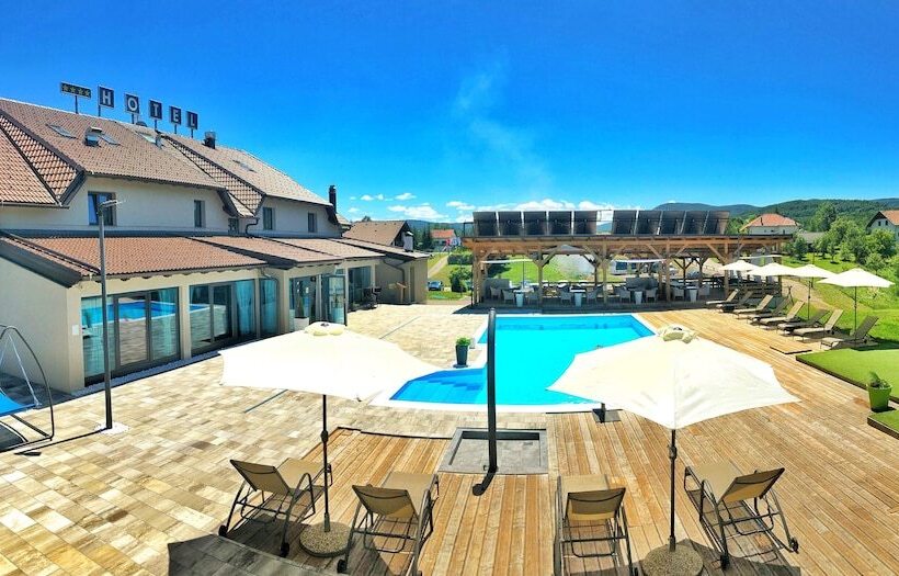 בית מלון כפרי 16 Lakes