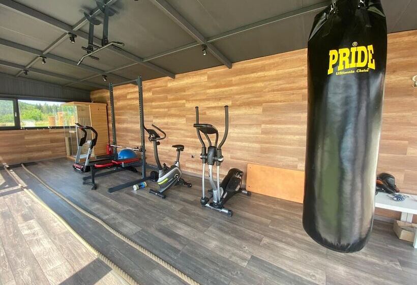 בית מלון כפרי 16 Lakes