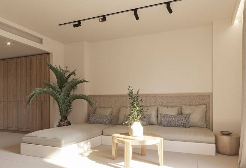 Alamis Hotel & Apartments