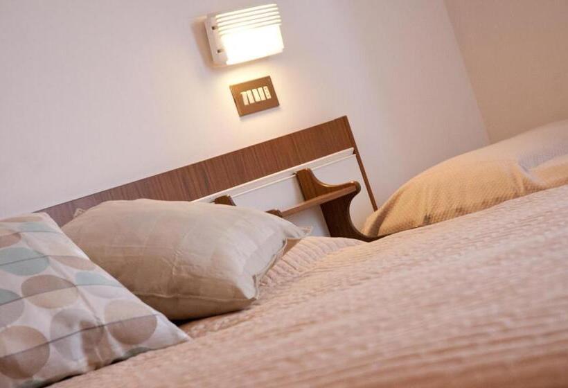 Отель Albergo La Rosetta