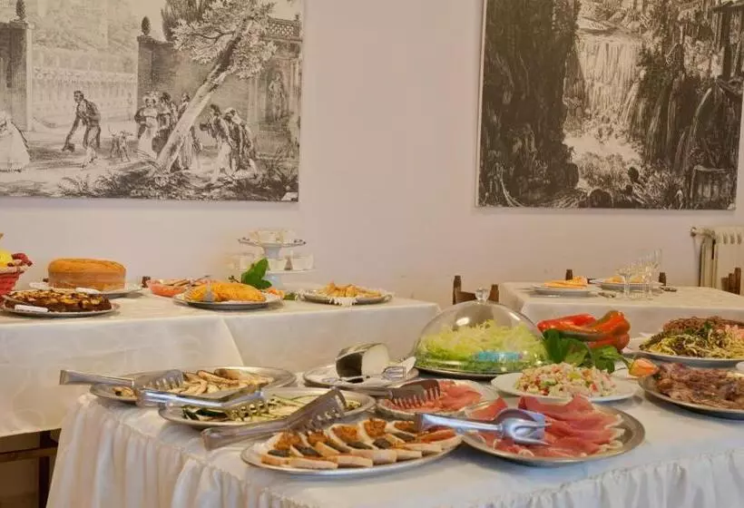 هتل Albergo La Rosetta