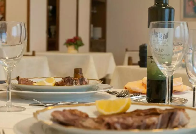 هتل Albergo La Rosetta