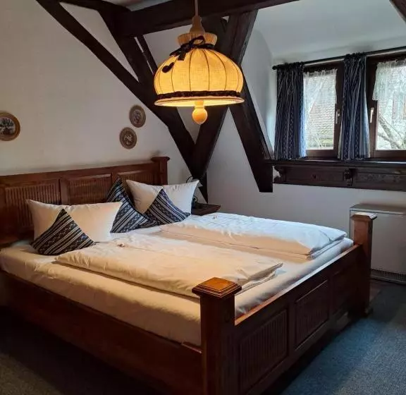 Hotelli Altfraenkische Weinstube