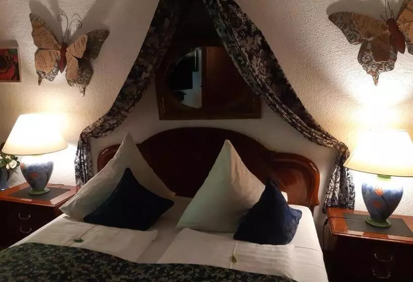 Hotelli Altfraenkische Weinstube