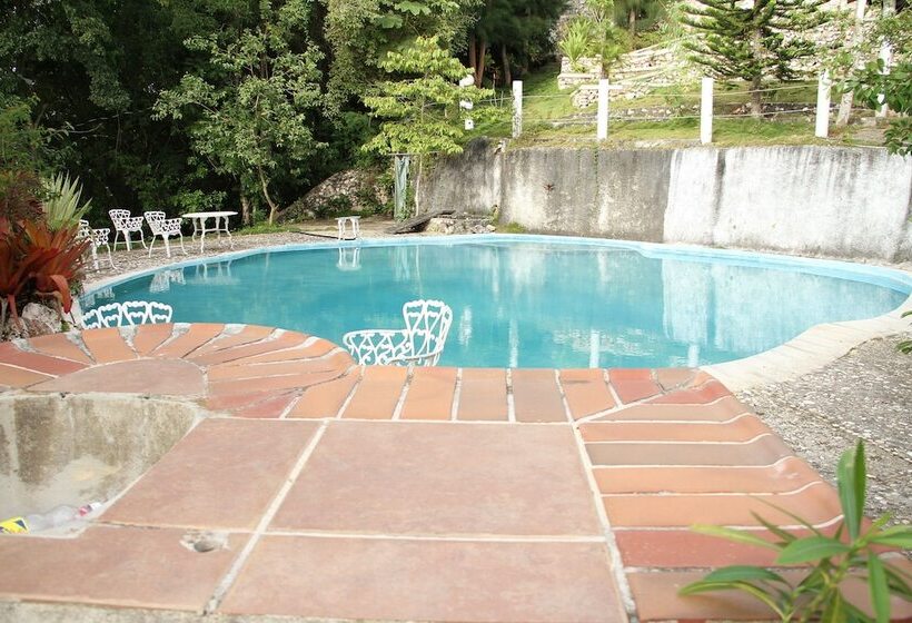 هتل Auberge Du Mont Saint Jean