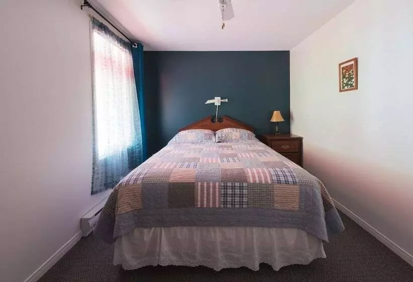 Hotelli Auberge La Courtepointe