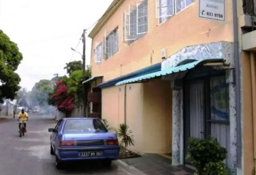 هتل Auberge Le Saladier