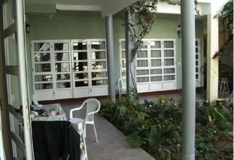 هتل Auberge Le Saladier