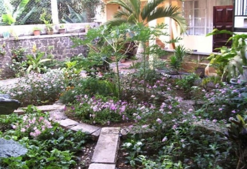 هتل Auberge Le Saladier