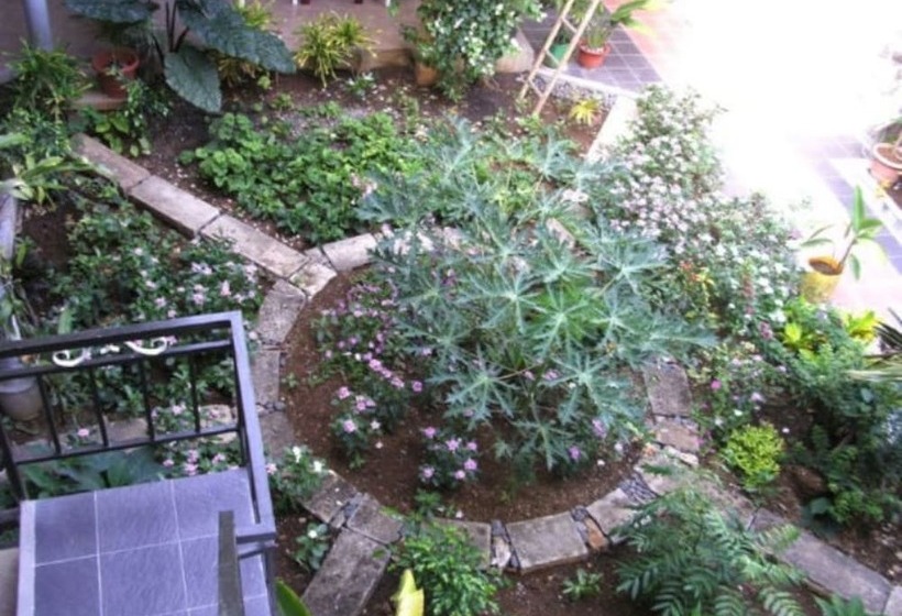 هتل Auberge Le Saladier