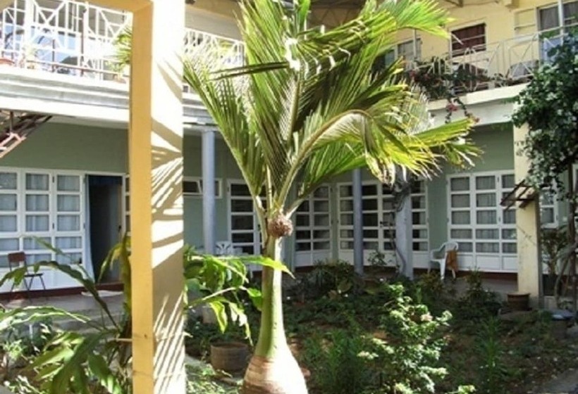 هتل Auberge Le Saladier