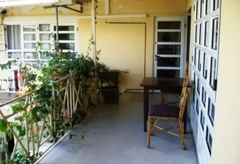 هتل Auberge Le Saladier