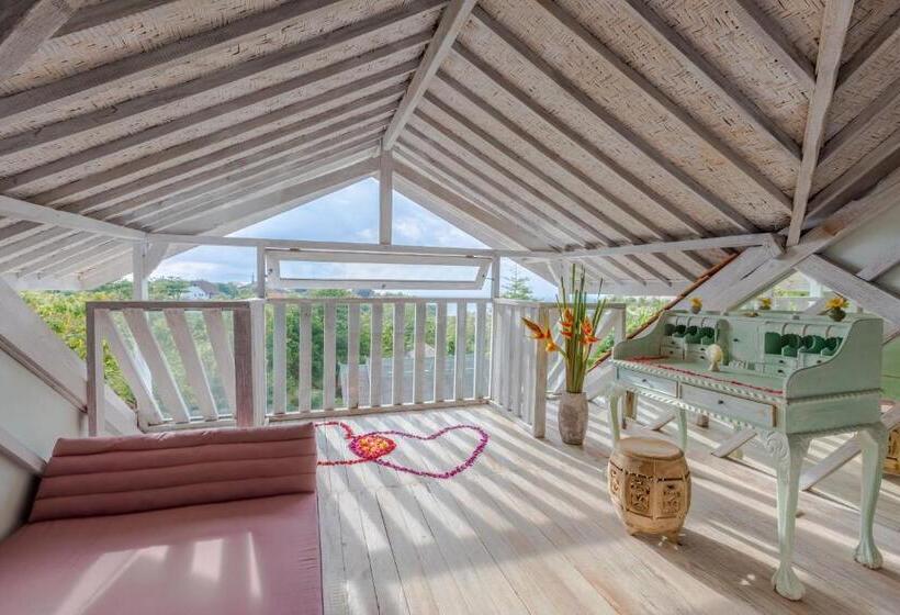 ホテル Boho Bingin Beach Bali