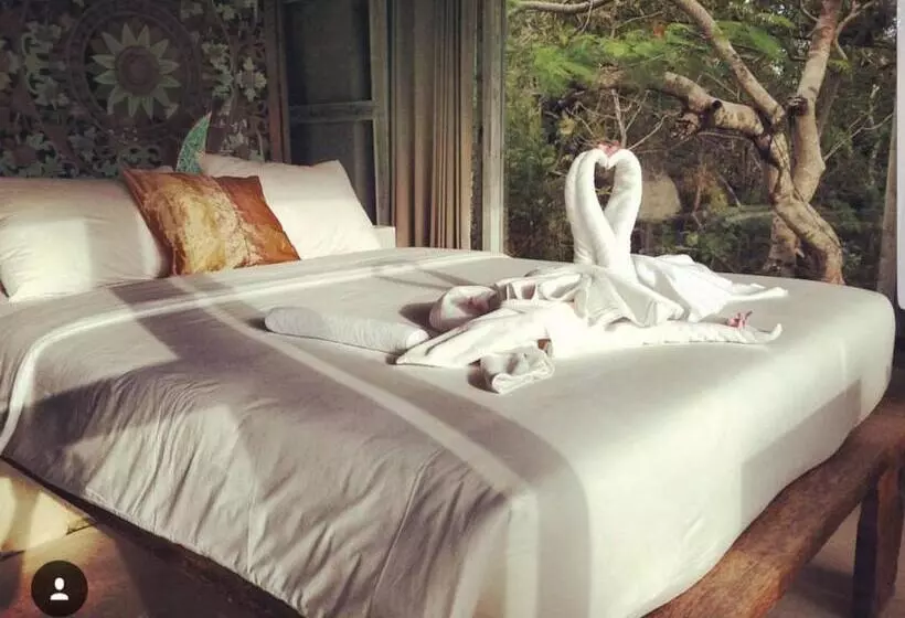 ホテル Boho Bingin Beach Bali