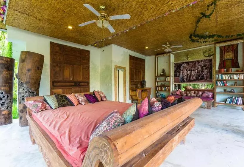 ホテル Boho Bingin Beach Bali
