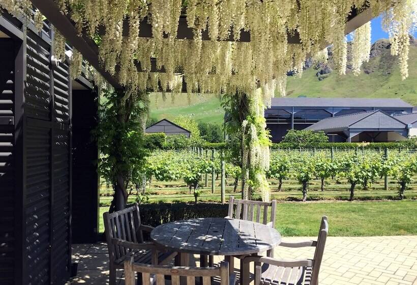 בית מלון כפרי Craggy Range Luxury Vineyard Retreat