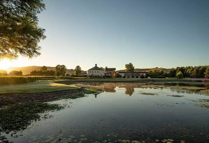 ホテル Craggy Range Luxury Vineyard Retreat