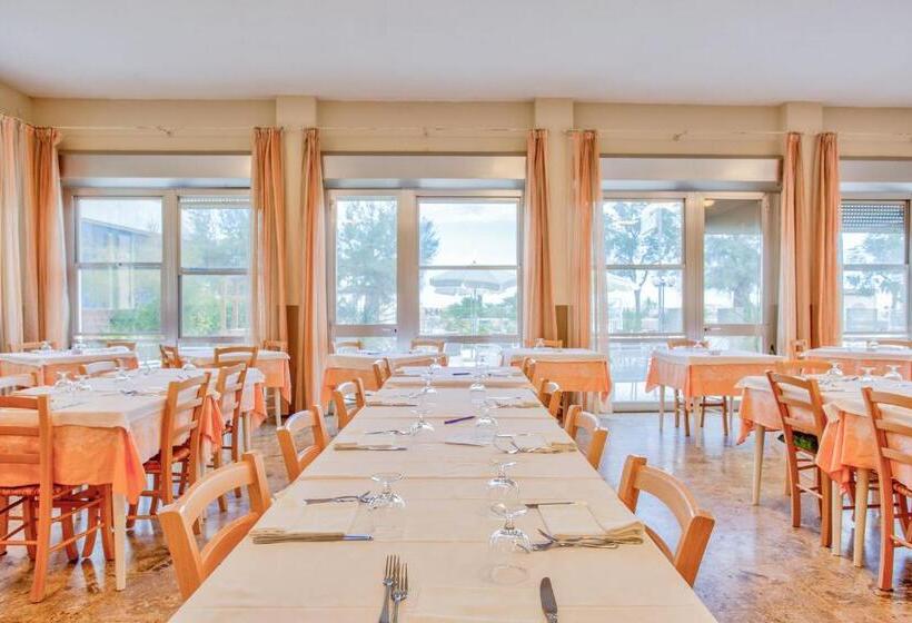 בית מלון כפרי Delle Nazioni Valentini Family Village