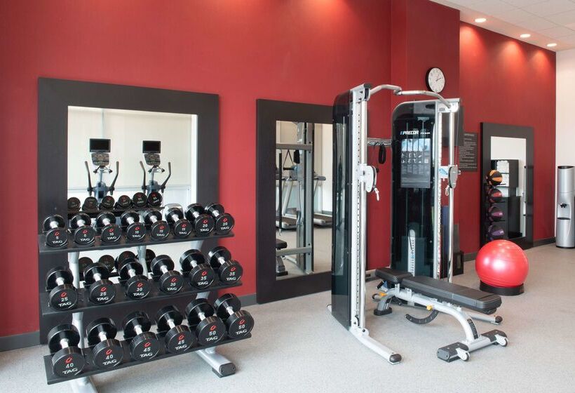 فندق Homewood Suites By Hilton North Charleston