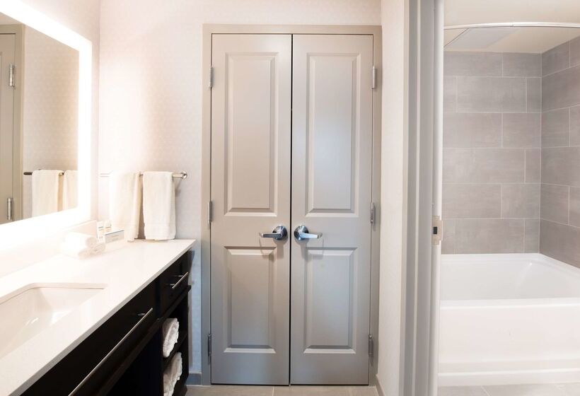 فندق Homewood Suites By Hilton North Charleston