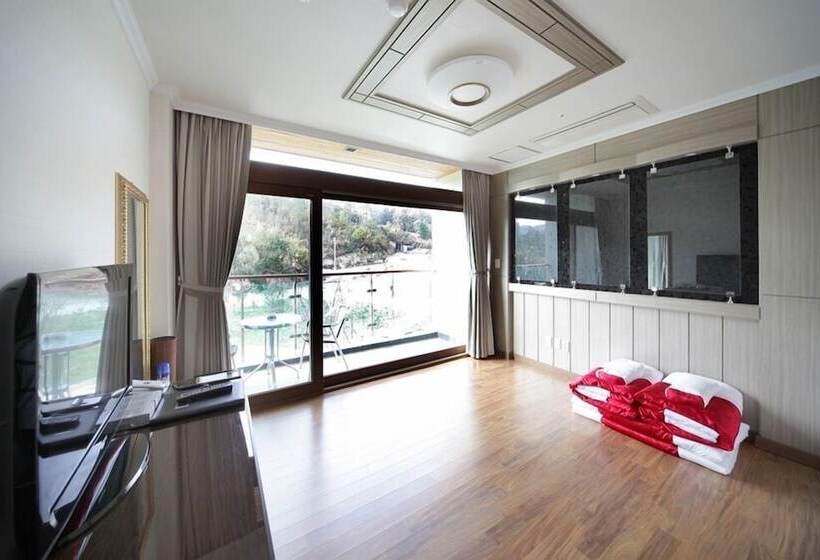 Hotel Jinan Red Ginseng Spavill