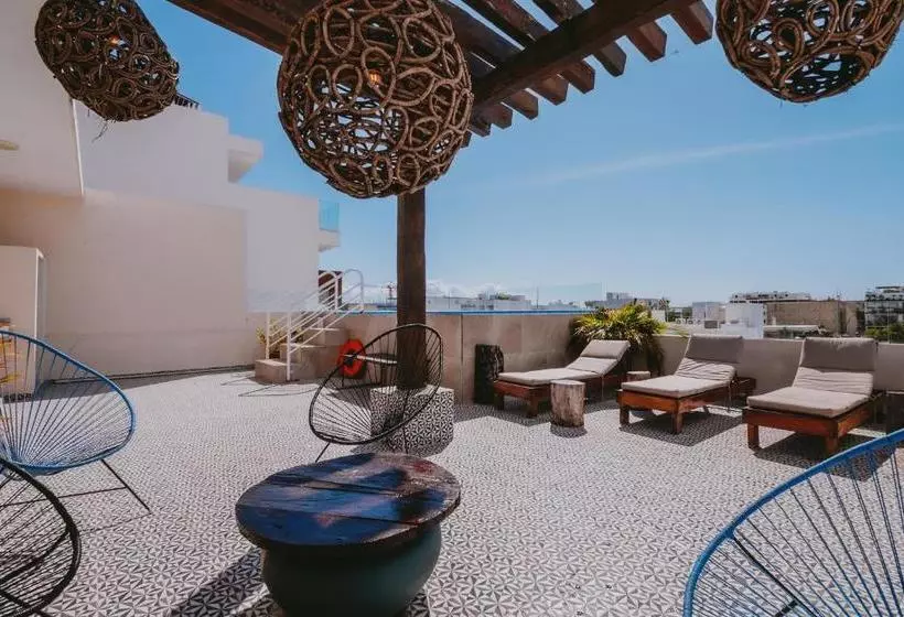 ホテル Kalma Casa Mora