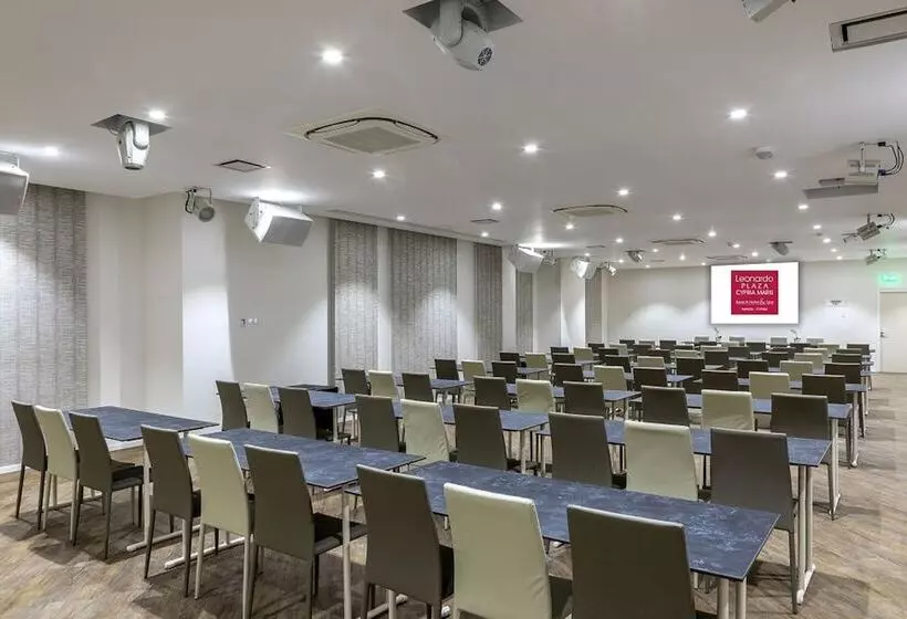 Leonardo Plaza Cypria Maris Beach Hotel & Spa