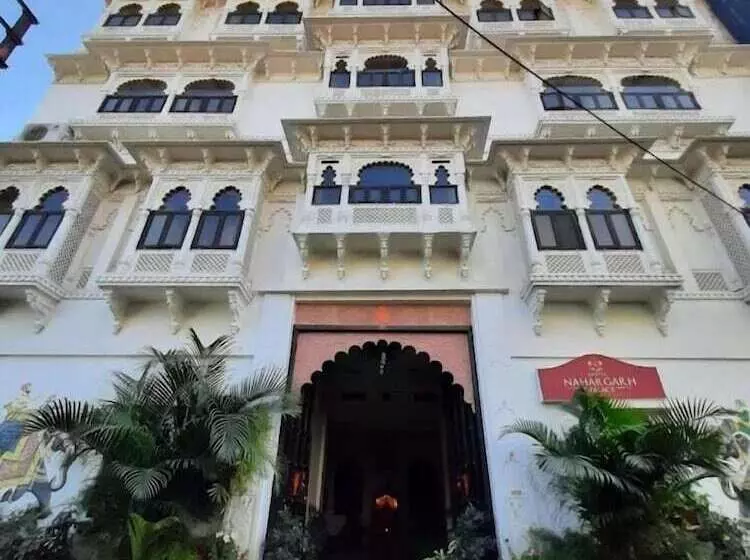 Hotelli Nahargarh Palace