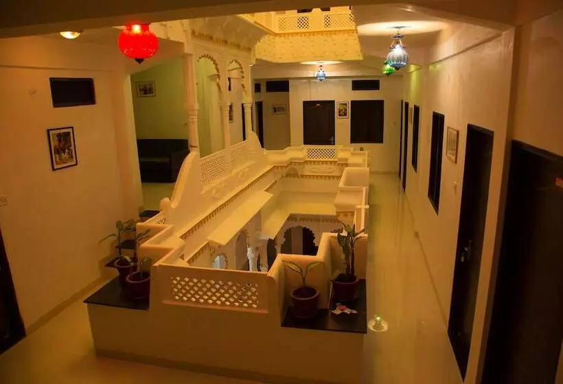 Hotelli Nahargarh Palace