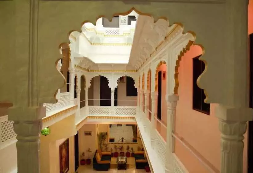 Hotelli Nahargarh Palace