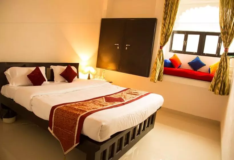 Hotelli Nahargarh Palace
