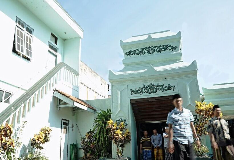 Palm Park Hotel Surabaya