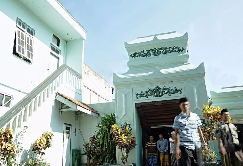 Palm Park Hotel Surabaya