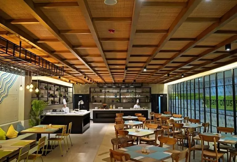 Palm Park Hotel Surabaya