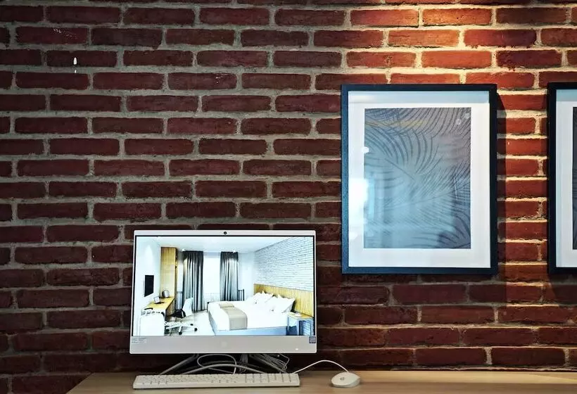 Palm Park Hotel Surabaya