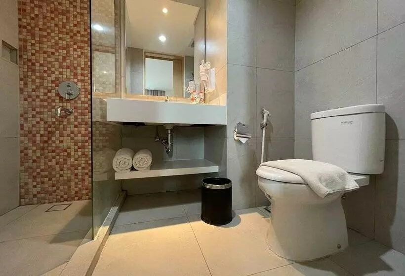 Palm Park Hotel Surabaya