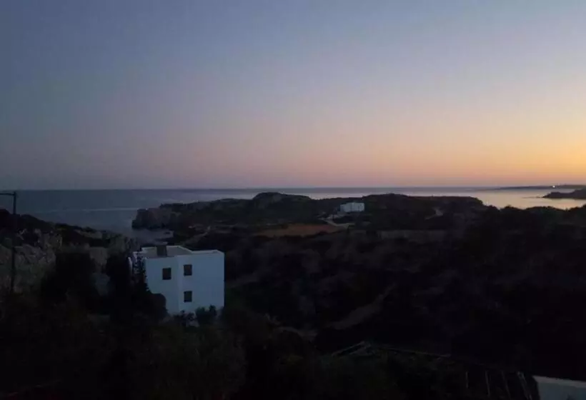 Hotelli Studios Nina