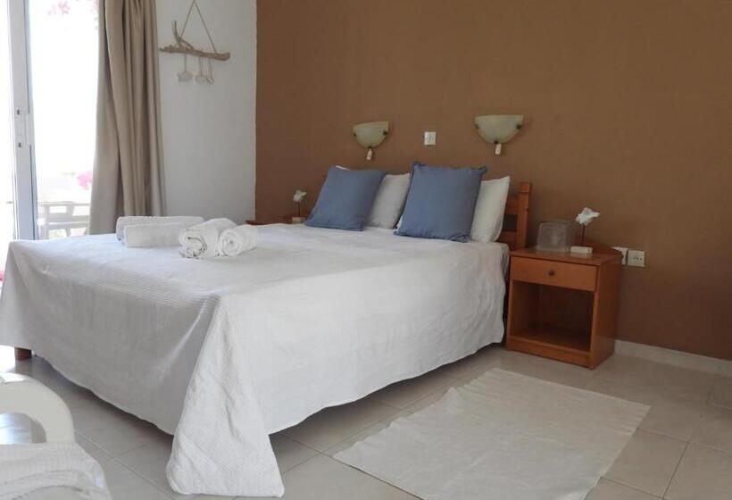 فندق Studios Nina