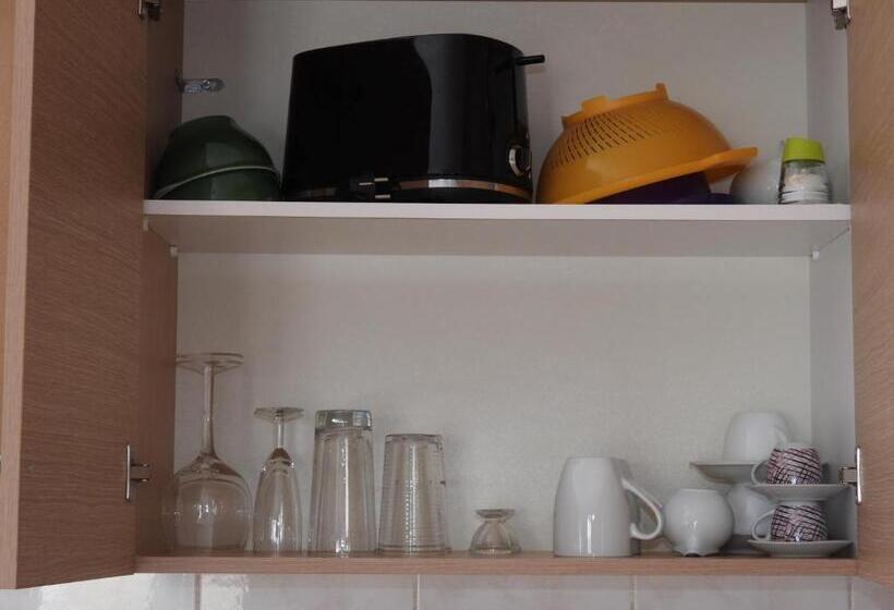 فندق Studios Nina