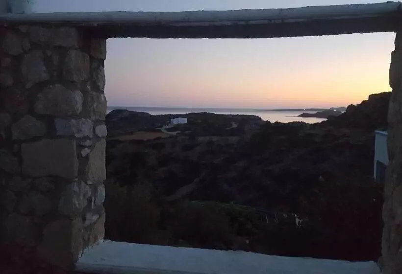 Hotelli Studios Nina