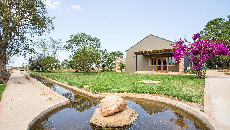 ホテル Botlierskop The Village Lodge