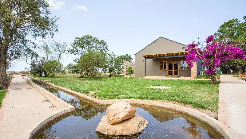 Hotelli Botlierskop The Village Lodge